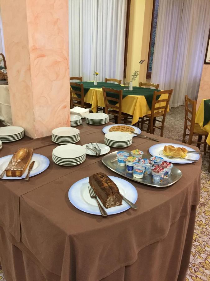 Hotel Attico Chianciano Terme Dış mekan fotoğraf