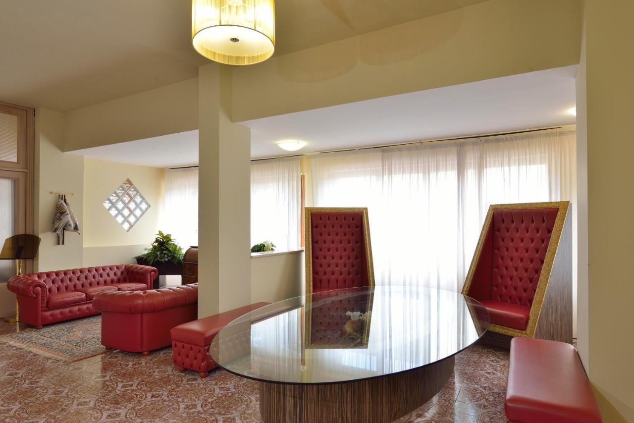 Hotel Attico Chianciano Terme Dış mekan fotoğraf