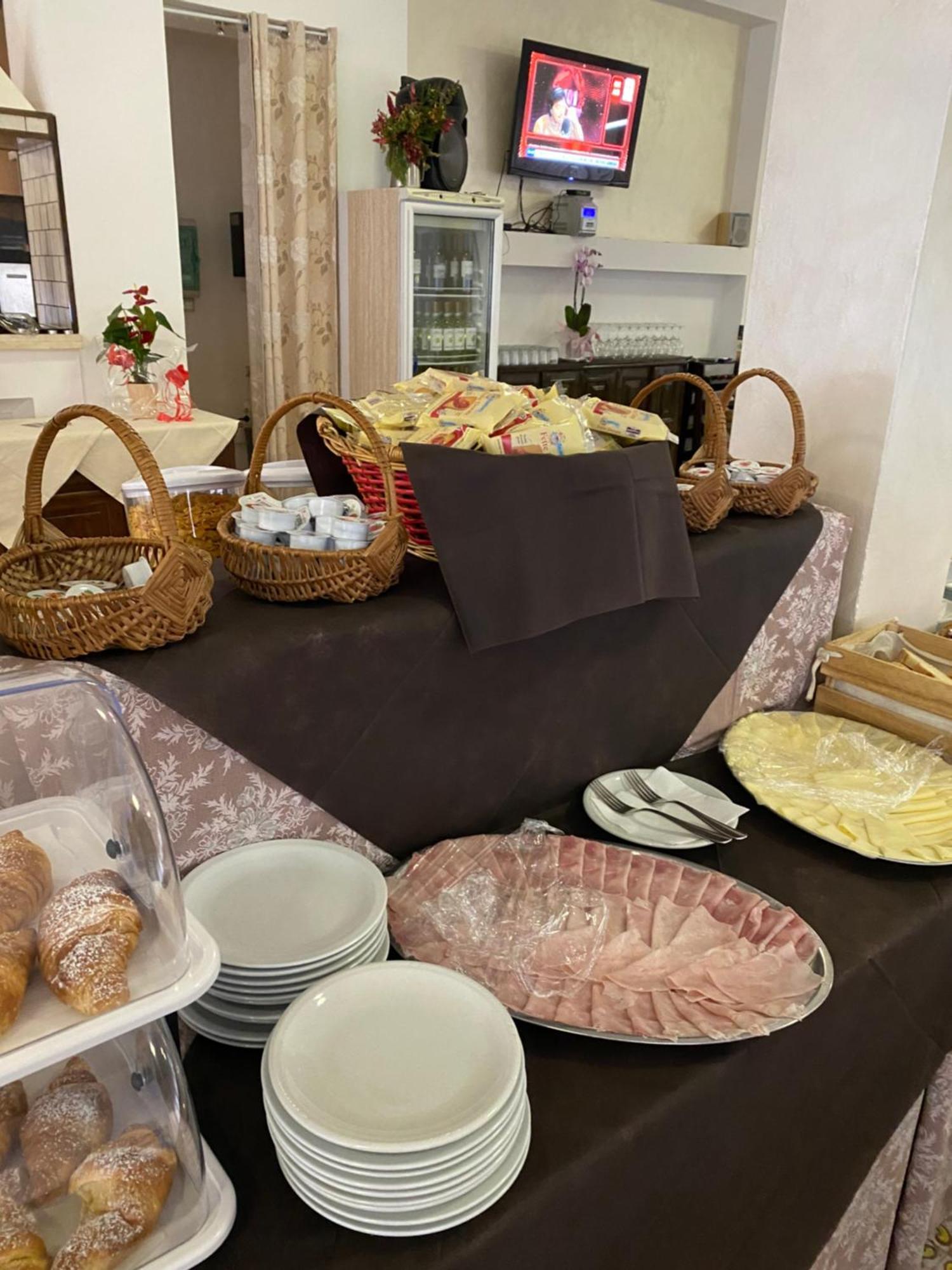 Hotel Attico Chianciano Terme Dış mekan fotoğraf